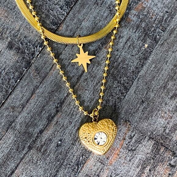 NEW Gold Heart & Star Double Layered Necklace - Picture 4 of 10